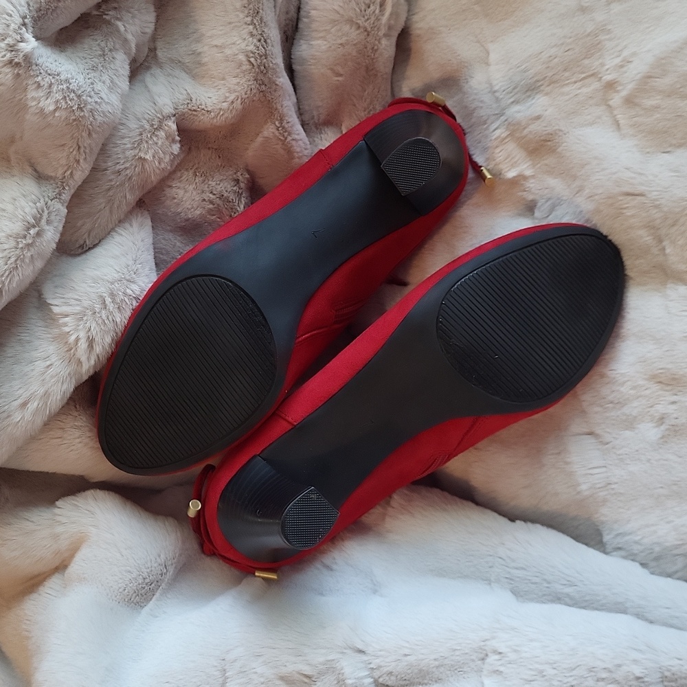 Coach and Four Delicious Bows Booties - Picture 8 of 9